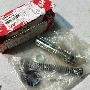 04311-40010 CYLINDER KIT, CLUTCH MASTER, toyota,