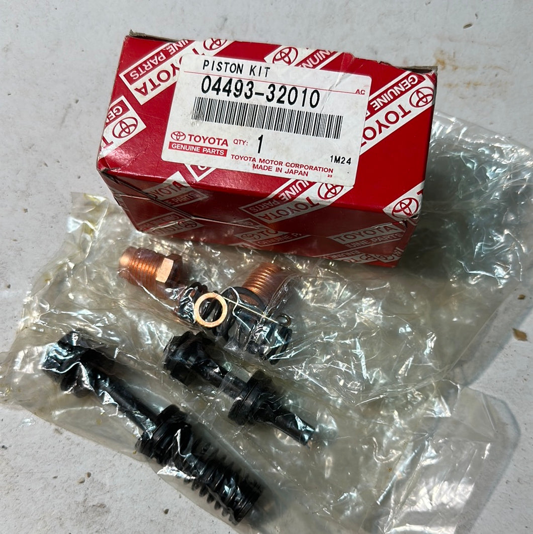 04493-32010 CYLINDER KIT, BRAKE MASTER, toyota,