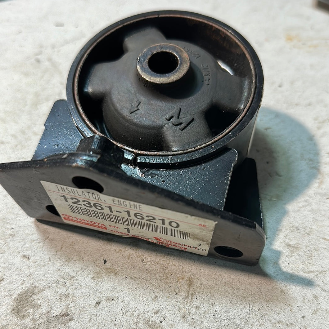 12361-16210 ISOLATOR, MOTORBEFESTIGUNG, VORNE (FÜR QUERMOTOR), Toyota,