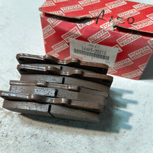 Cargar imagen en el visor de la galería, 04465-35210 PAD KIT, DISC BRAKE, FRONT, toyota,
