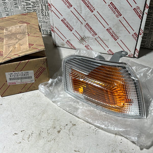 81510-12820 LAMP ASSY, FRONT TURN SIGNAL, RH, toyota,