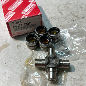 04371-22010 SPIDER KIT, UNIVERSAL JOINT, Toyota,