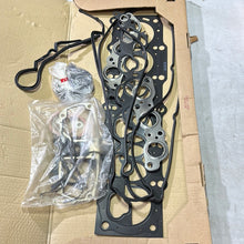 Cargar imagen en el visor de la galería, 04112-46063 GASKET KIT, ENGINE VALVE GRIND, toyota,
