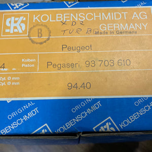 Kolbensatz PEUGEOT 93703610 94,40 mm