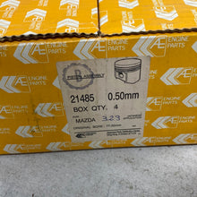 Cargar imagen en el visor de la galería, Piston Set MAZDA 21485 0,50mm
