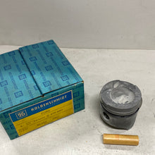 Load image into Gallery viewer, Piston Set FORD 91478640 82.509mm .060”
