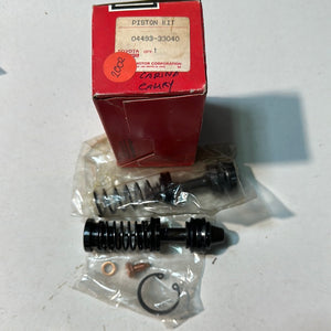 04493-33040 CYLINDER KIT, BRAKE MASTER, toyota,