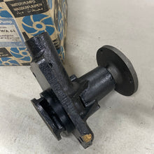 Load image into Gallery viewer, Water Pump PWA64 AUSTIN
