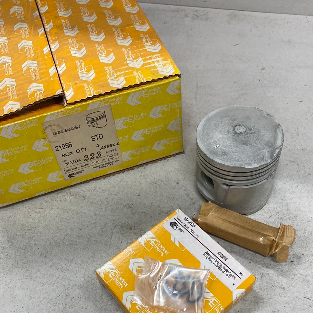 Piston Set MAZDA 21956 STD