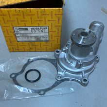 Cargar imagen en el visor de la galería, Water Pump MD997418
