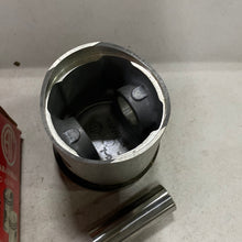 Cargar imagen en el visor de la galería, Piston Set LOMBARDINI 7472.1 75mm
