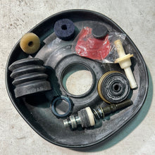Cargar imagen en el visor de la galería, 04443-12510 BOOSTER KIT, BRAKE, toyota,
