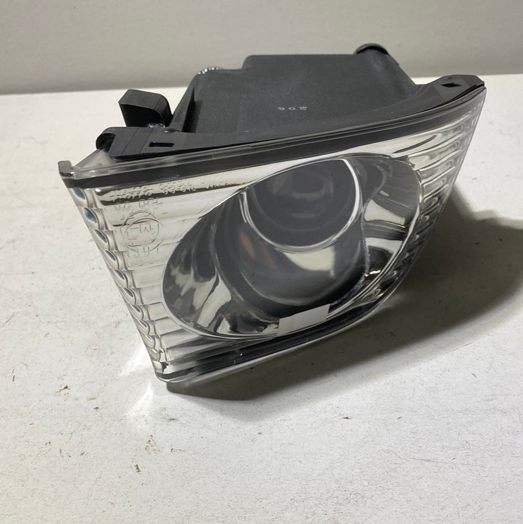 81221-53150 LAMP UNIT, FOG LAMP, LH, toyota,