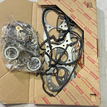Cargar imagen en el visor de la galería, 04111-74150 GASKET KIT, ENGINE OVERHAUL, toyota,
