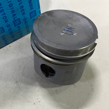 Load image into Gallery viewer, Piston Set VOLKSWAGEN 93159630 70.51mm
