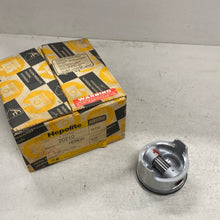 Cargar imagen en el visor de la galería, Piston Set HONDA 20210 STD
